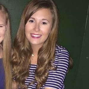 Meet your Posher, Claudia